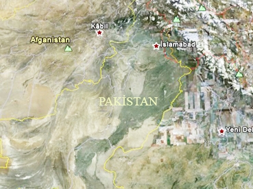 Pakistan'da katliam gibi kaza: 50 ölü